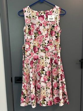 117 OWIN Floral Dress